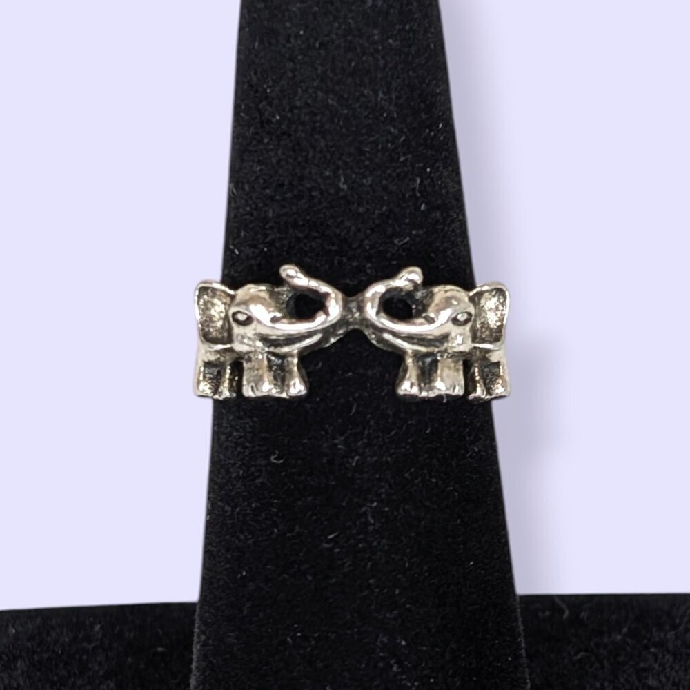 (2/$20) Happy Elephant Ring